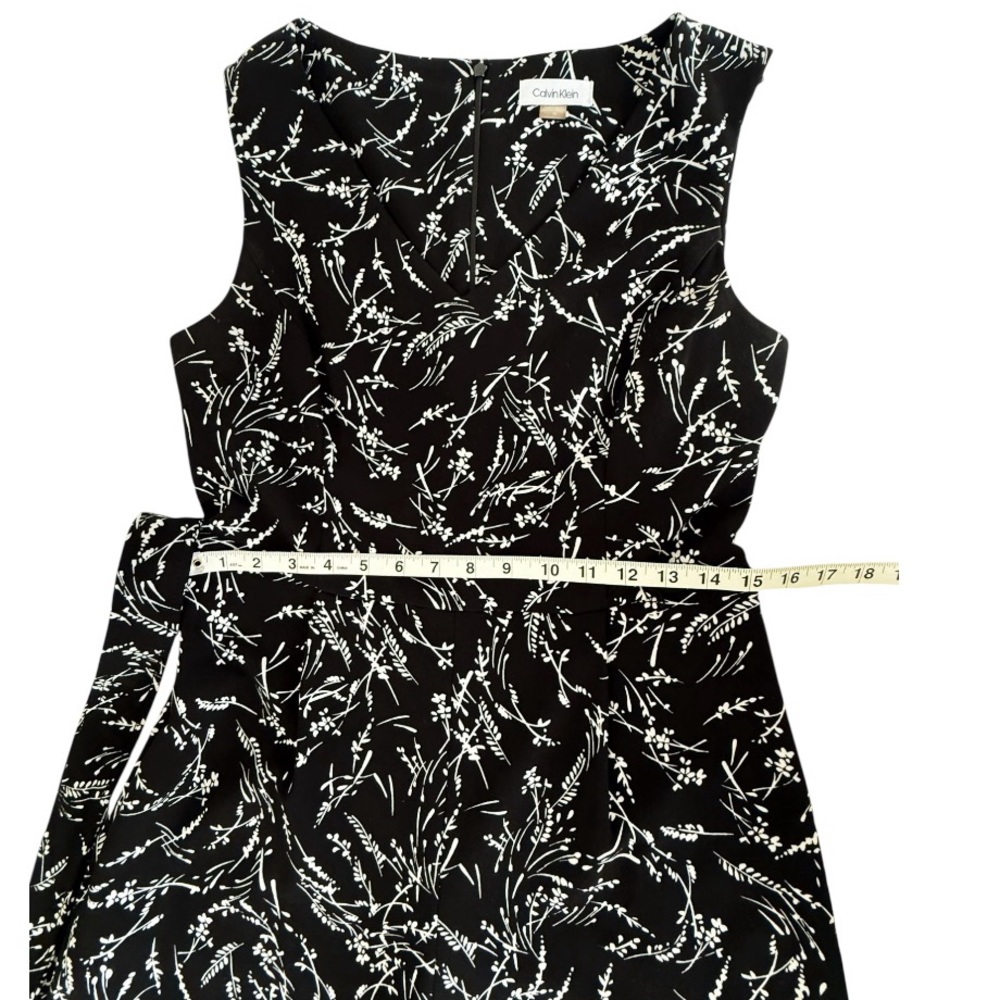 Calvin Klein Black White Floral Jumpsuit Wide Leg Belted Size 10 Cropped - Picture 9 of 10